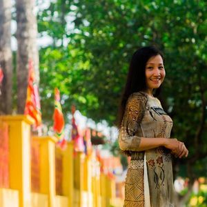 Meet your Posher, Hien